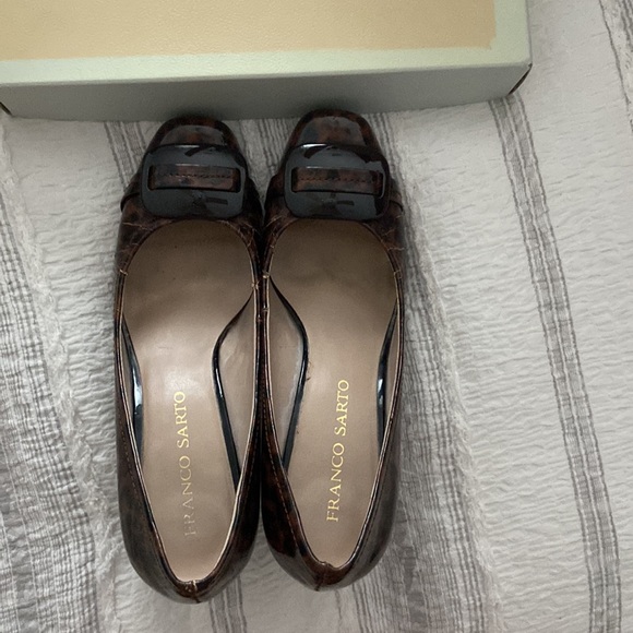 Franco Sarto Leopard Patent Leather heels - 7/12. Classic yet sexy and STUNNING! - Picture 3 of 12